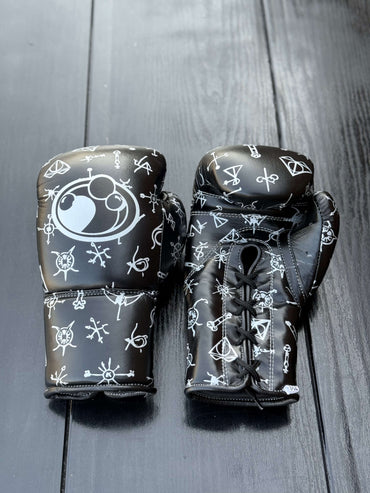 Grant Boxing Gloves Black/White Leather Training Gloves Front View