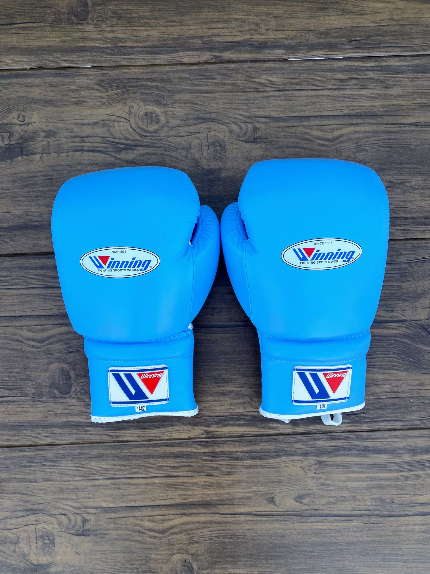 Winning Boxing Gloves & WINNING BOXING SET gymstero Winning Boxing Gloves & WINNING BOXING SET gymstero winningboxinggloves #boxing #boxinggloves #winningboxing #boxinglife #customboxinggloves #boxingclub #boxingtraining #grantboxing #grantboxinggloves #boxinggear #boxingmotivation #boxinglover #grantworldwide #hopandlop #grantstyle #brazilboxing #worldwide #boxergym #teamgrant #genuineleather #laceup #topboxer #trainingboxing #highlights #grantlover