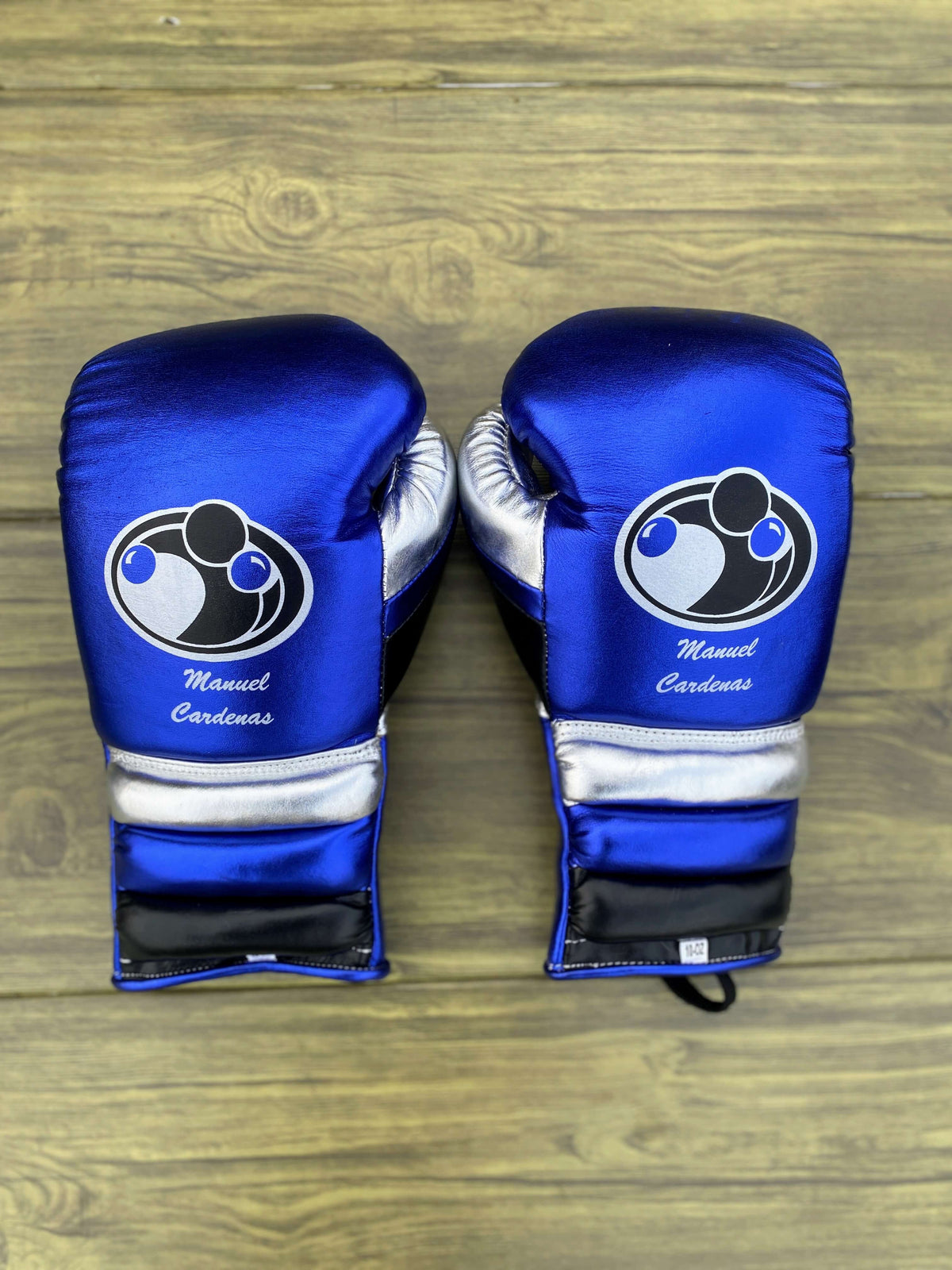 Grant Boxing Sets Blue/Silver/Black Gloves Back View