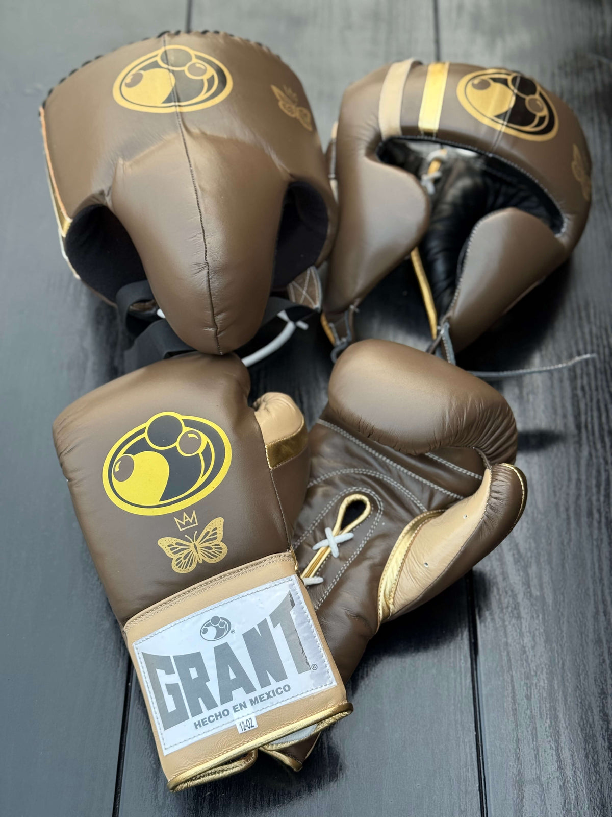 Grant Boxing Sets Brown/Beige/Gold Training Set with Gloves and Focus Mitts