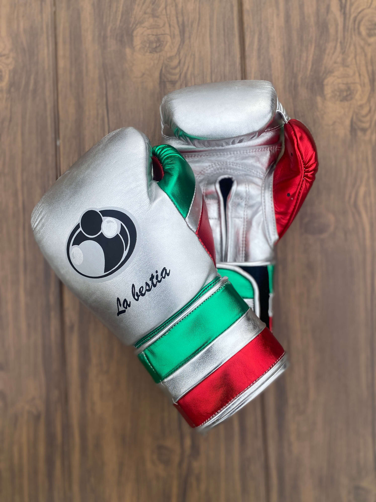 Grant Boxing Sets Silver/Red/Green Leather Boxing Gloves
