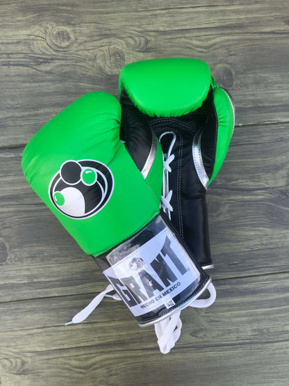 Grant Boxing Sets White/Green/Black Leather Gloves