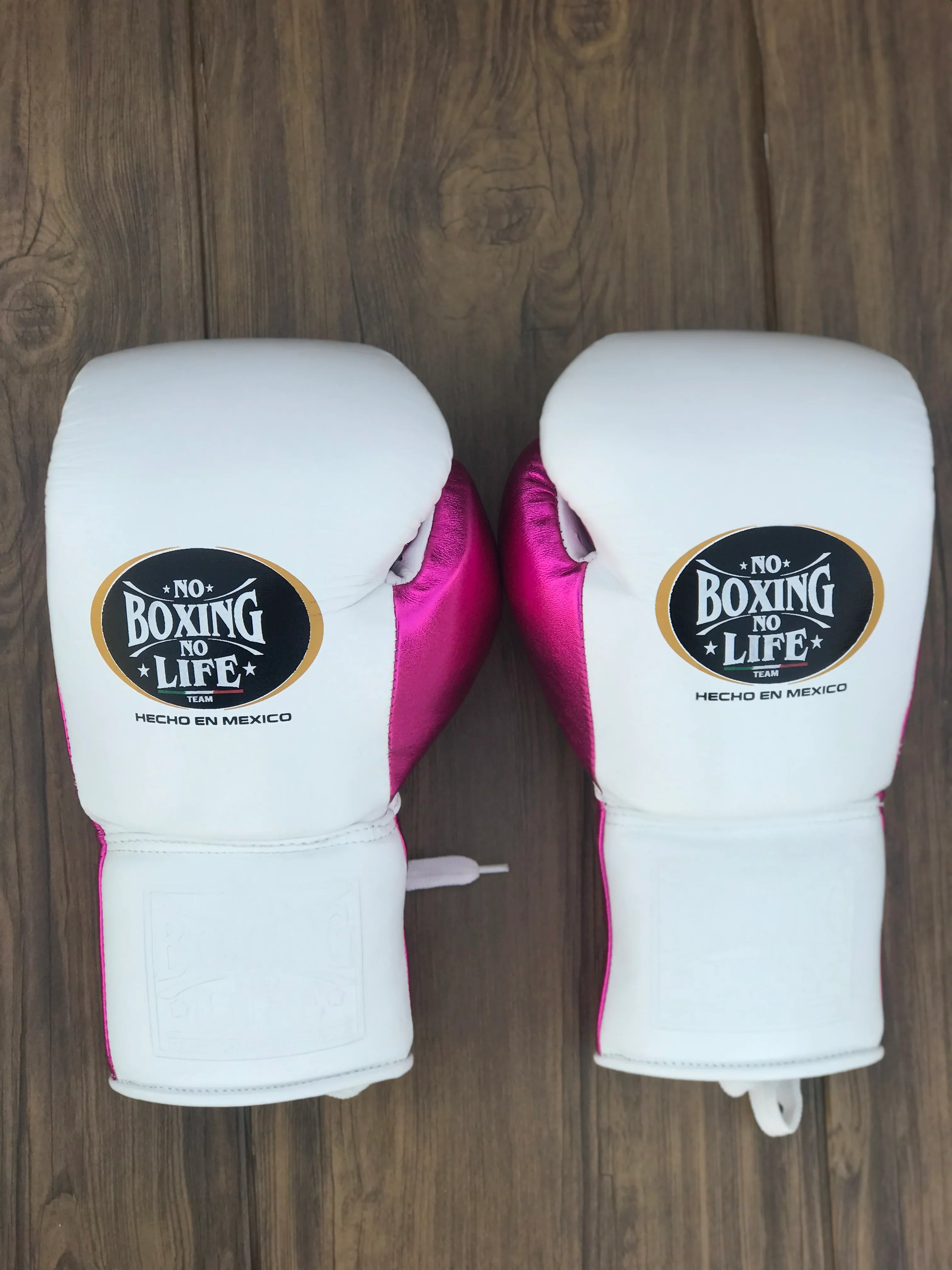 No Boxing No Life Boxing Gloves Set | Pink/White – GlovesGuard