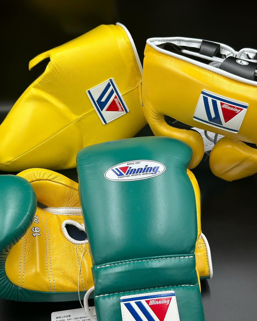#WinningBoxingSet #BoxingGear #FitnessEssentials #TrainingEquipment #BoxingGloves #PunchingBag #HandWraps #BoxingTraining #GymLife #FitnessMotivation #BoxingSet #ChampionshipGear #KnockoutFitness #BoxingEquipment #WorkoutEssentials #SportsGear #FitnessInspiration #BoxingPassion #TrainingGear #AthleticPerformance